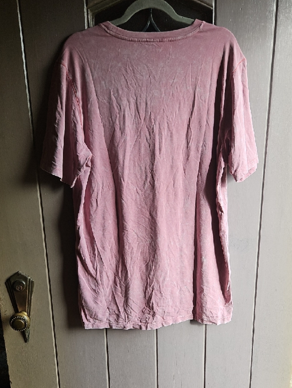 Legends Basic Tee In Mauve - Picture 6 of 9